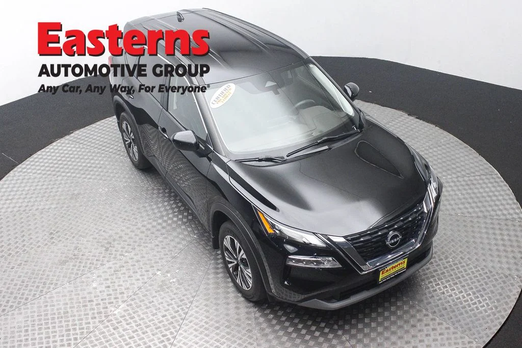 Used 2023 Black Nissan SV image 3