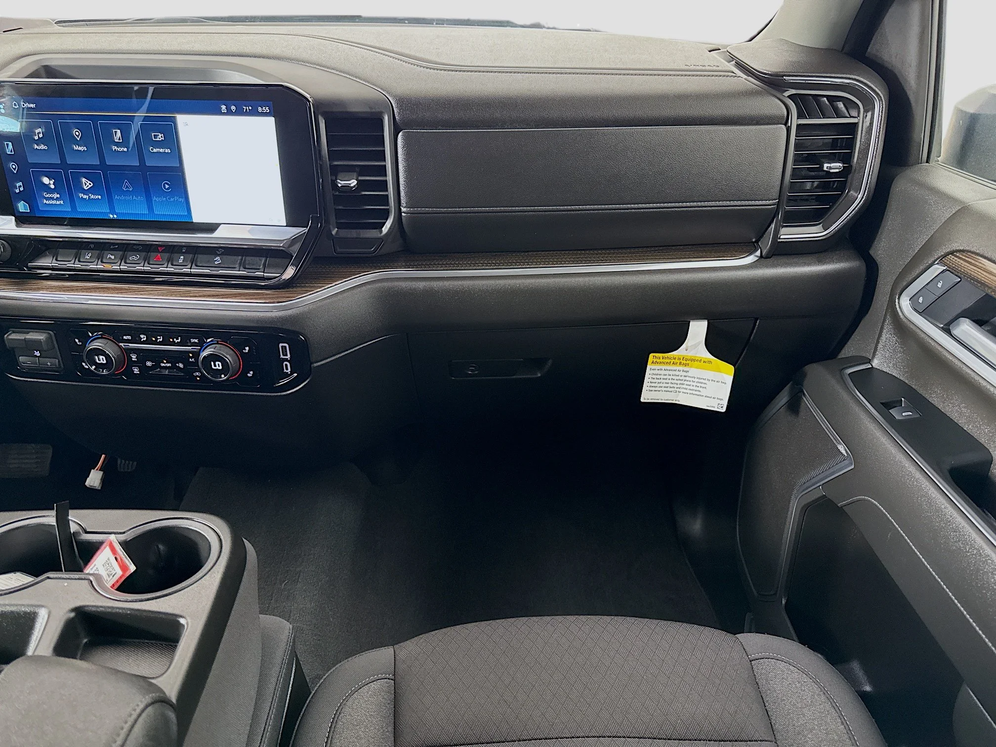 Used 2025 Sterling Gray Metallic Chevrolet LT image 24