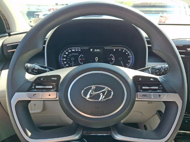 Used 2024 Gray Hyundai SEL image 18