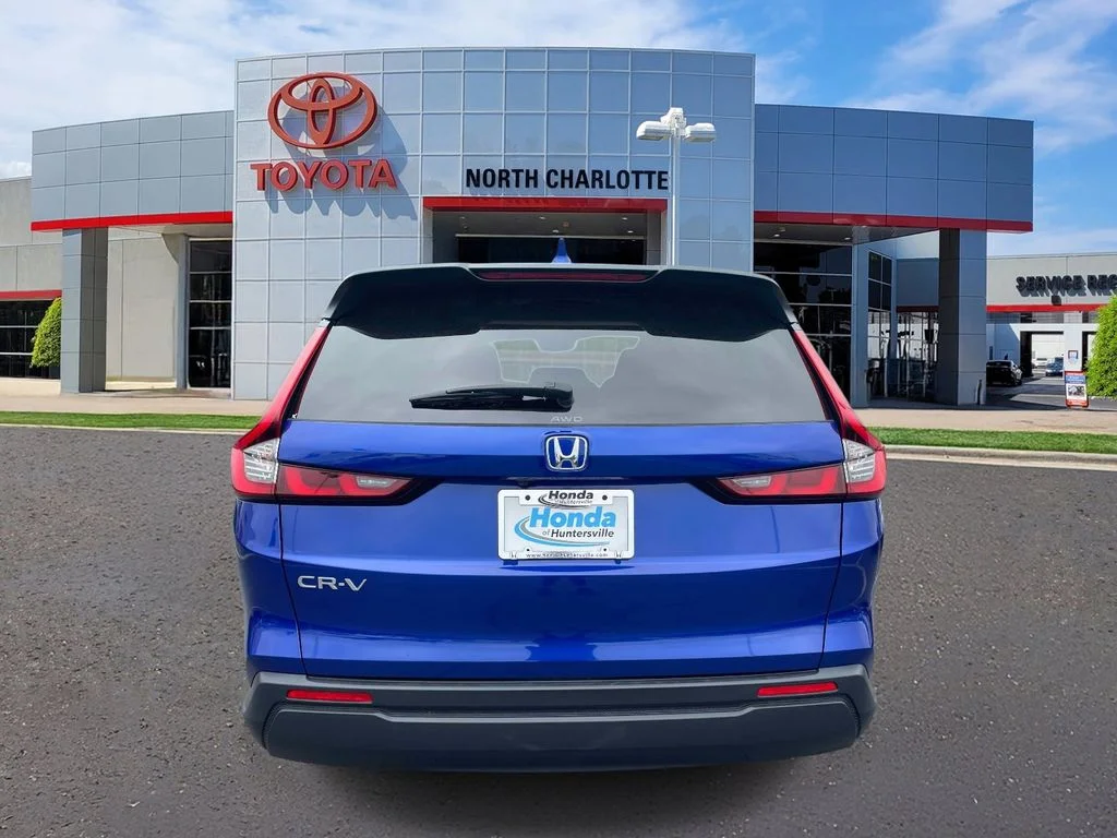 Used 2023  Honda EX image 6