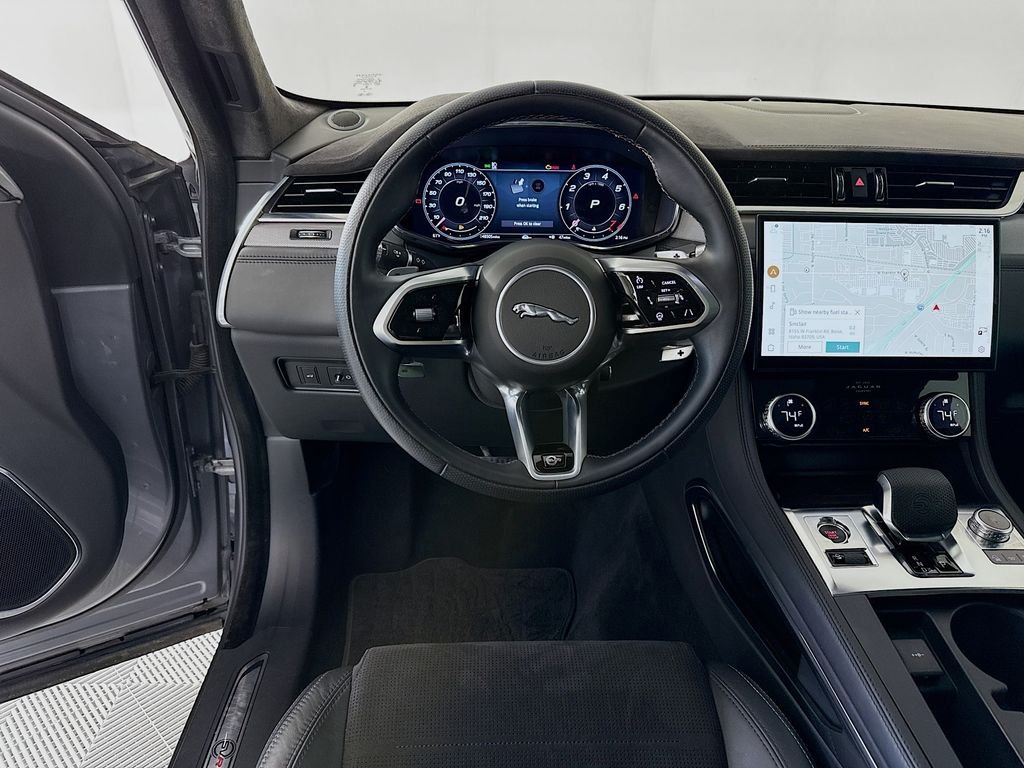 Certified Used 2021  Jaguar SVR image 24