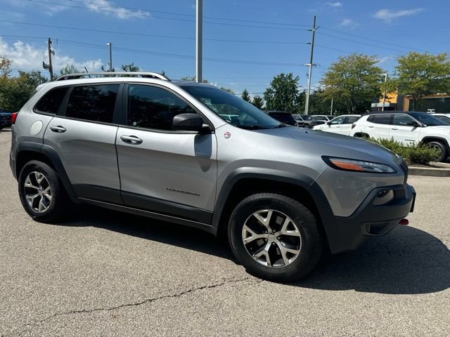 Used 2014 Billet Silver Metallic Clearcoat Jeep Trailhawk image 6