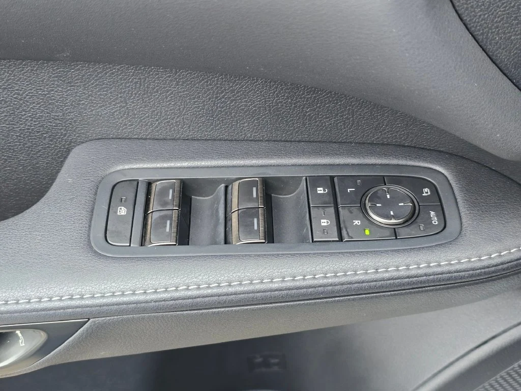Used 2023 Silver Lexus 350 Premium image 32