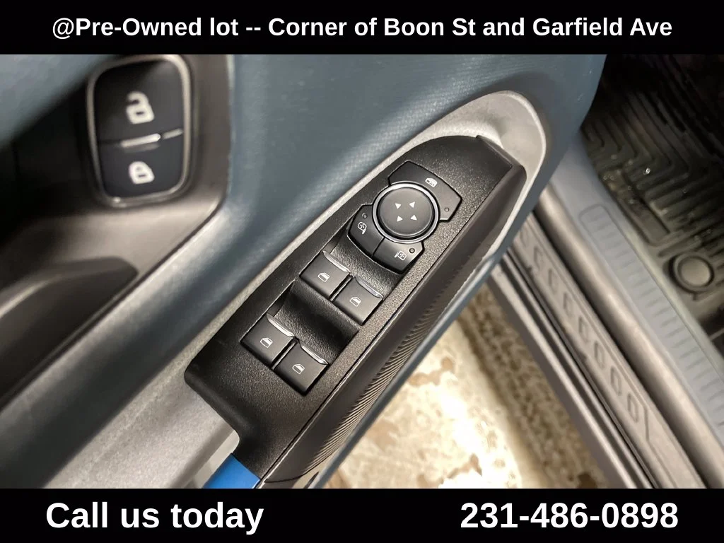 Used 2025 White Ford XLT image 15