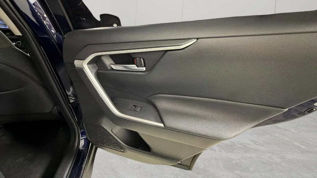 Used 2019 Blue Toyota XLE image 32