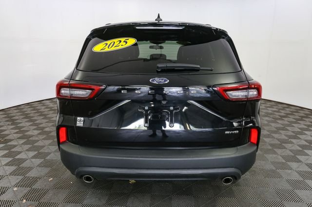 Used 2025 Black Ford ST-Line Select image 9