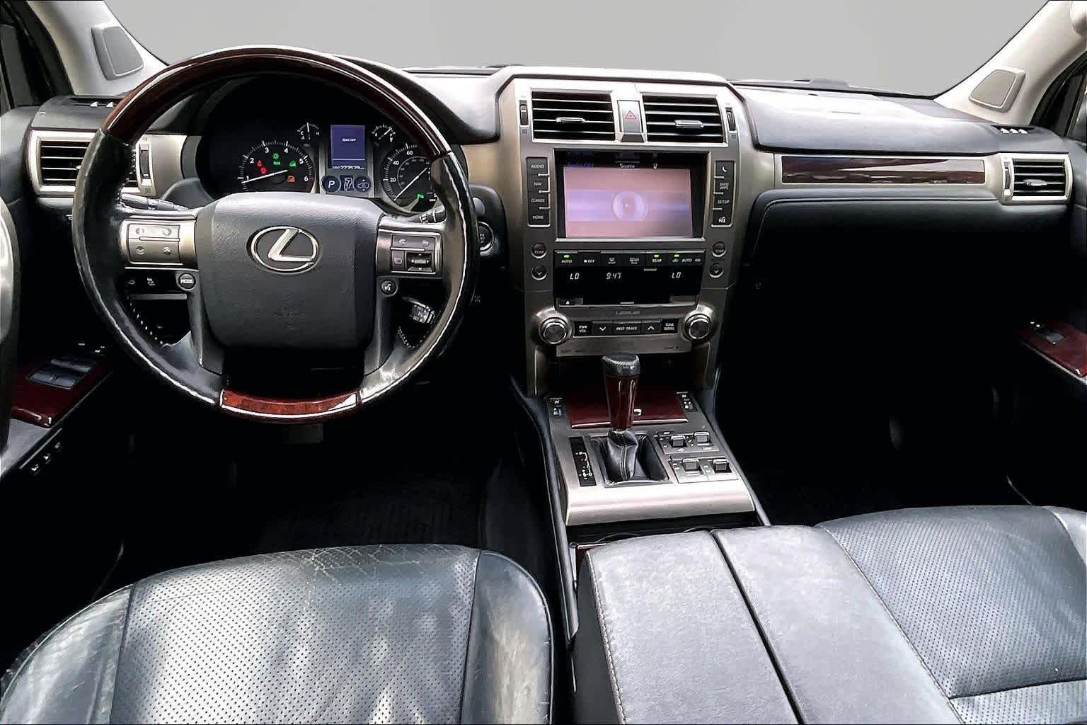 Used 2015 Starfire Pearl Lexus Luxury image 15
