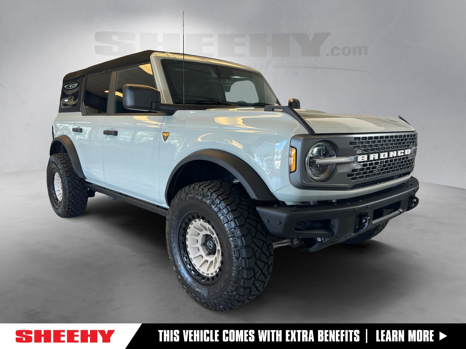 2024 Ford Bronco 4-Door Badlands