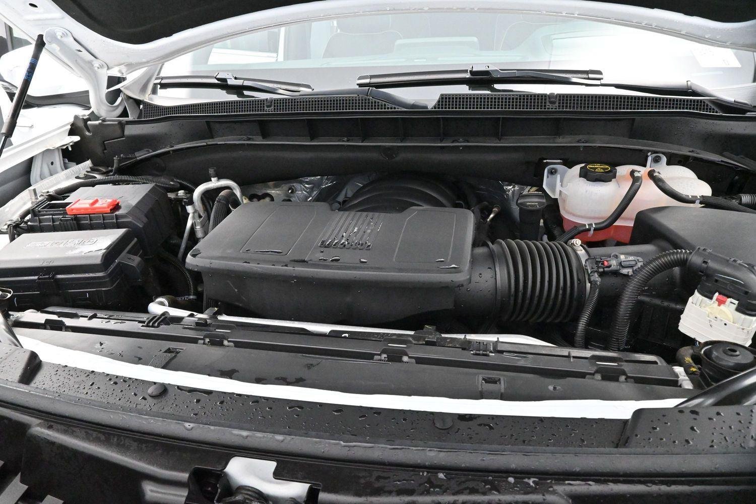 Used 2024 Summit White Chevrolet Premier image 35