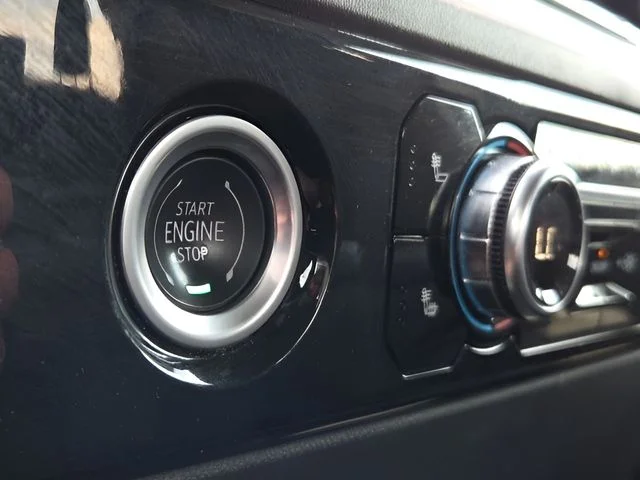 Used 2022 Silver GMC SLE image 29