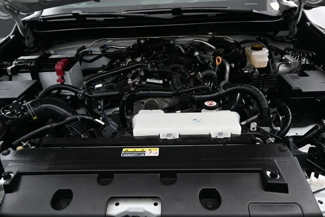 Used 2024 White Toyota SR5 image 27
