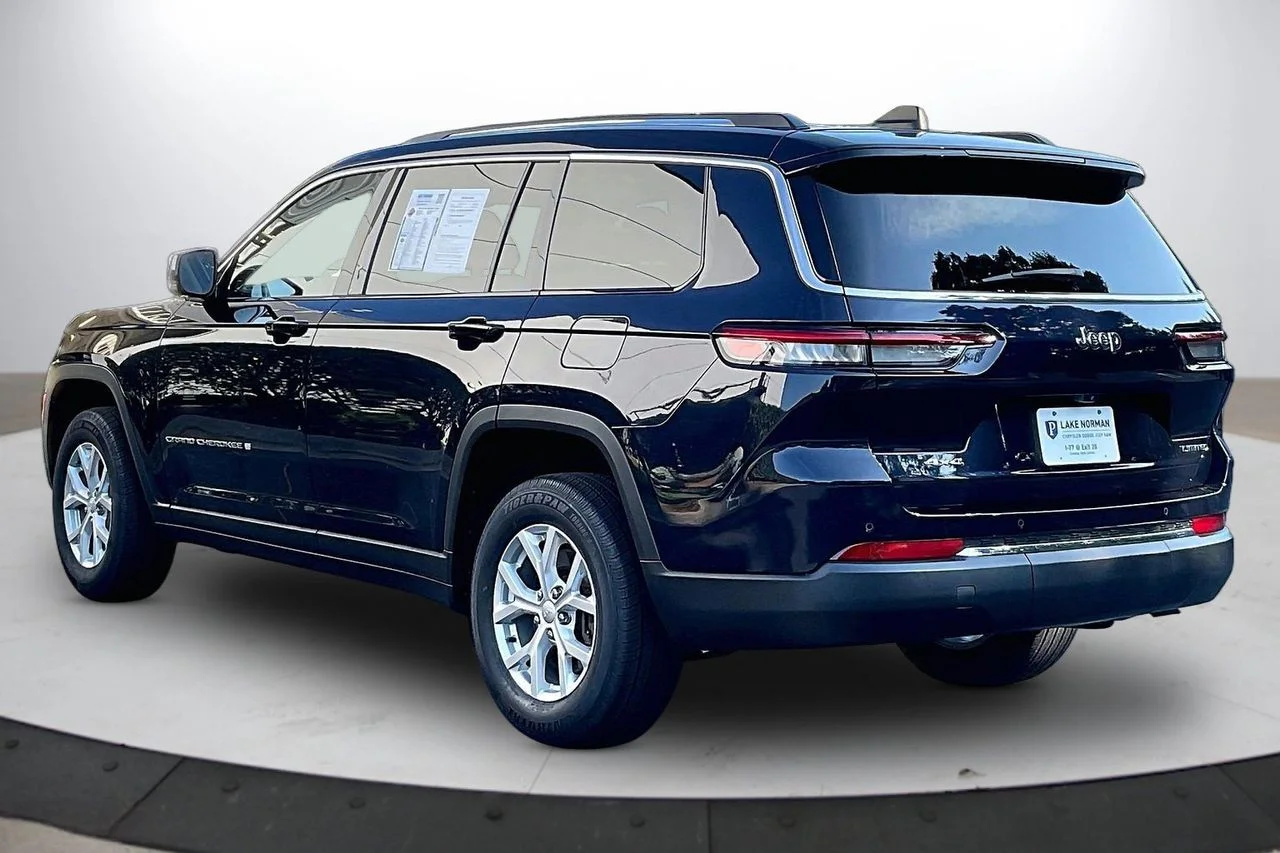 Certified Used 2023 Black Jeep Limited image 7