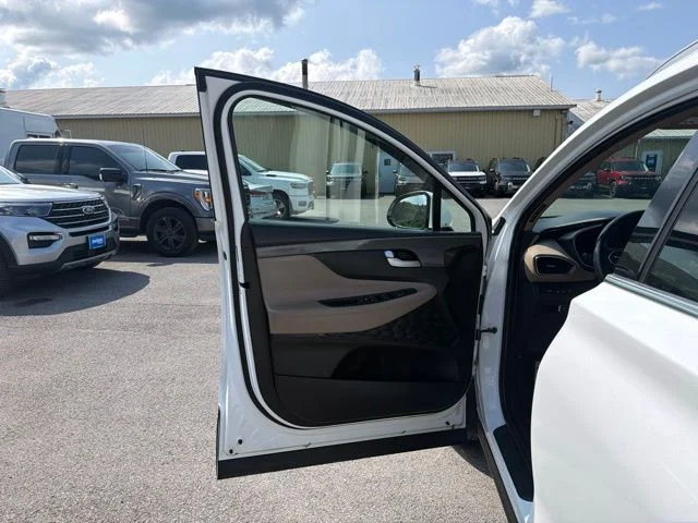 Used 2023 Gray Hyundai SEL image 13
