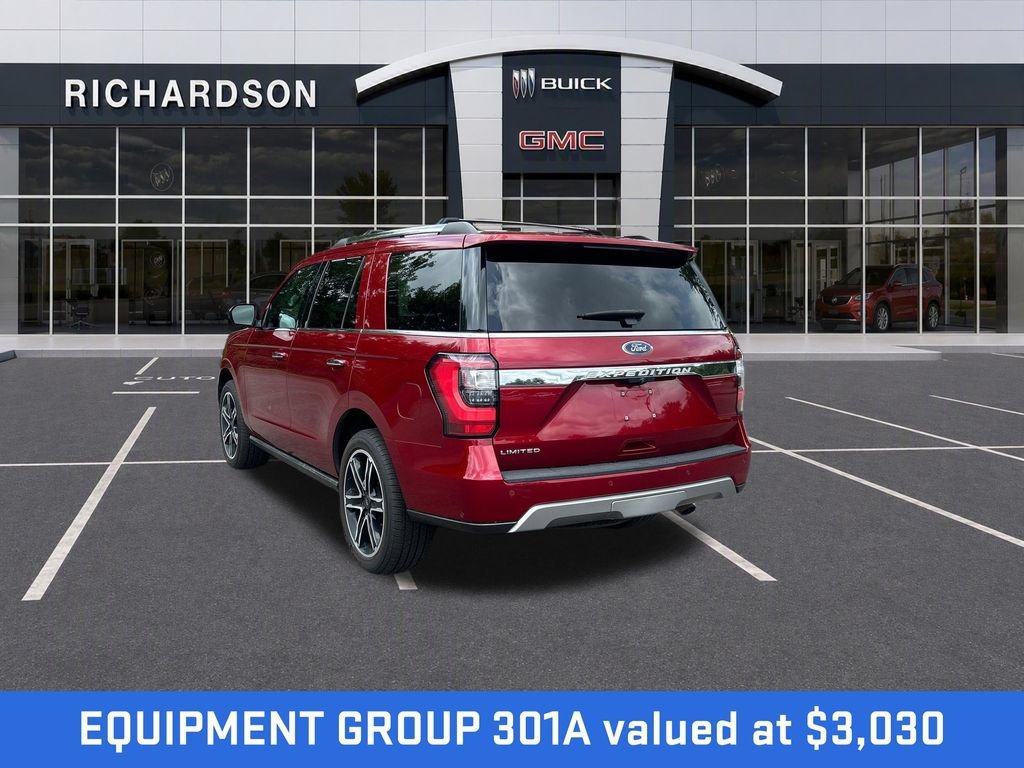 Used 2019  Ford Limited image 3