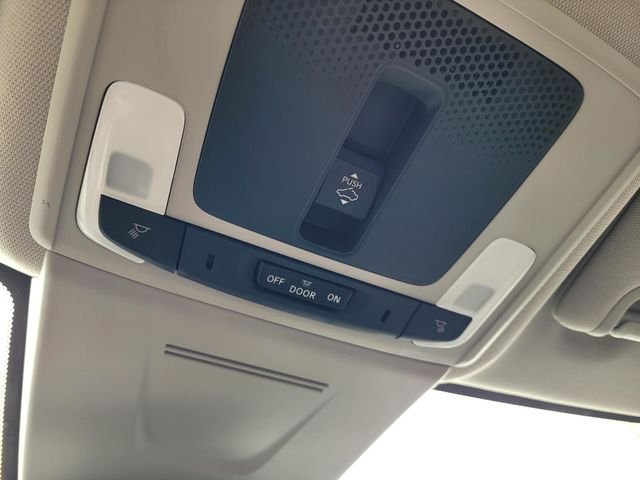 Used 2024  Honda EX-L image 20
