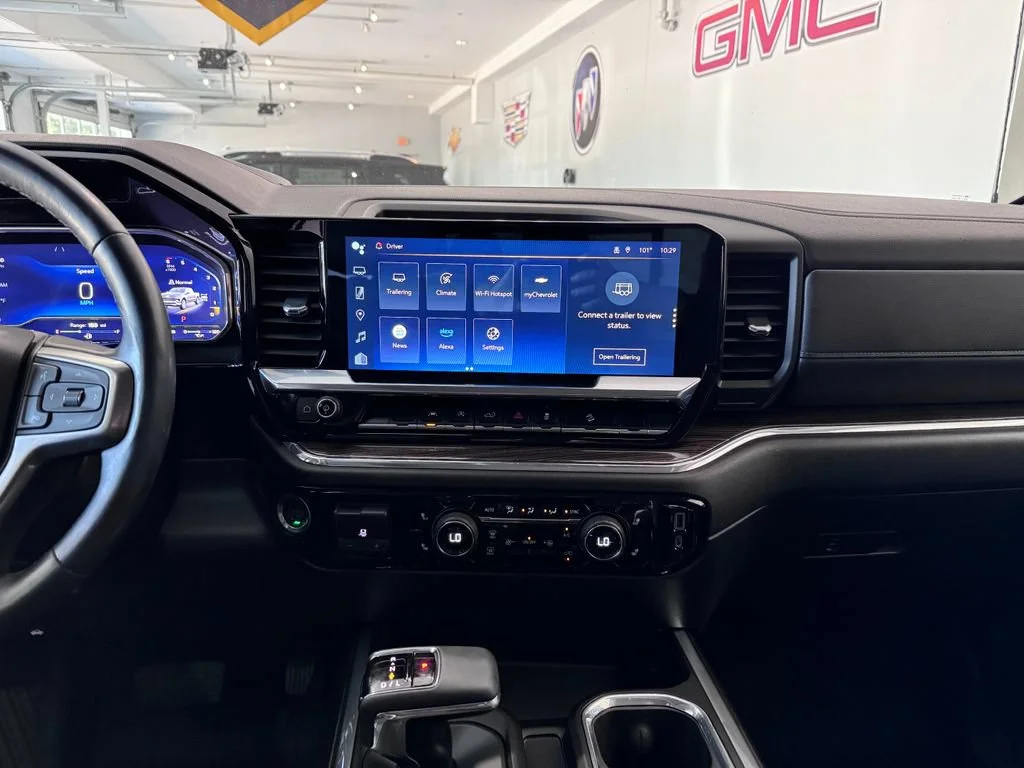 Used 2023 Summit White Chevrolet RST image 19