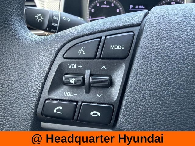 Used 2019 White Hyundai Value image 23
