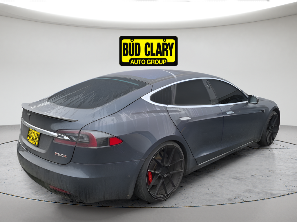 Used 2018 Gray Tesla P100D image 5