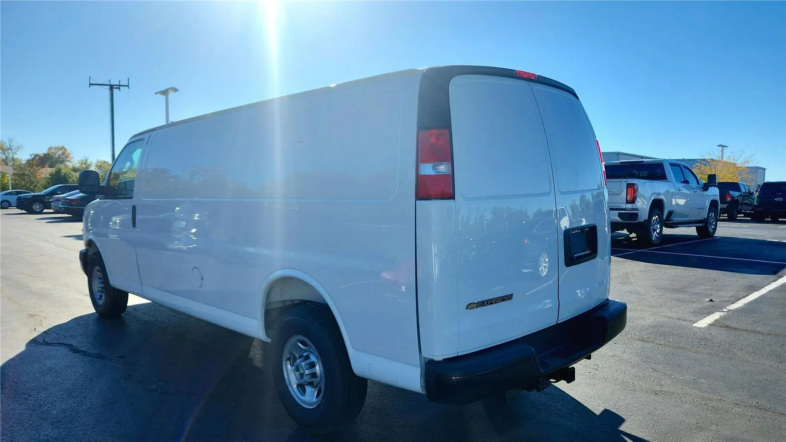 2025 Chevrolet Express Cargo Work Van - Photo 12