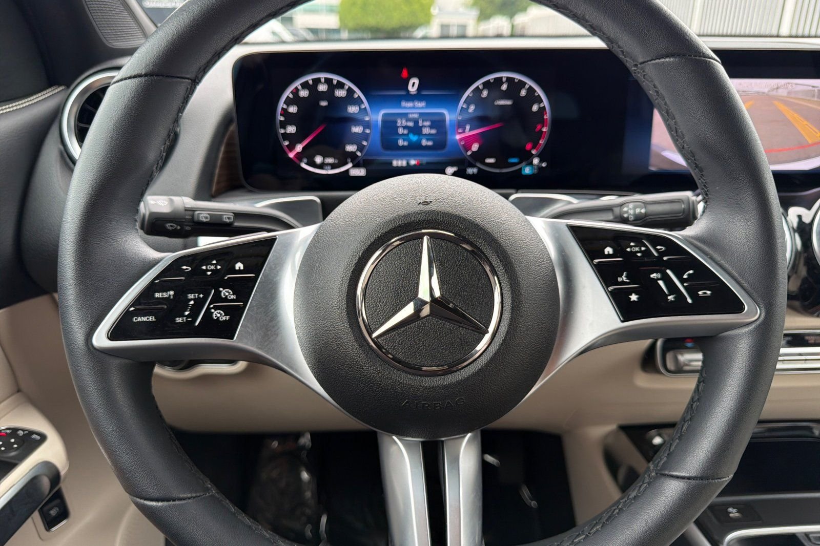 Certified Used 2026 Black Mercedes-Benz GLB 250 image 21