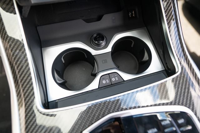 New 2027 Black Sapphire Metallic BMW M60i image 29