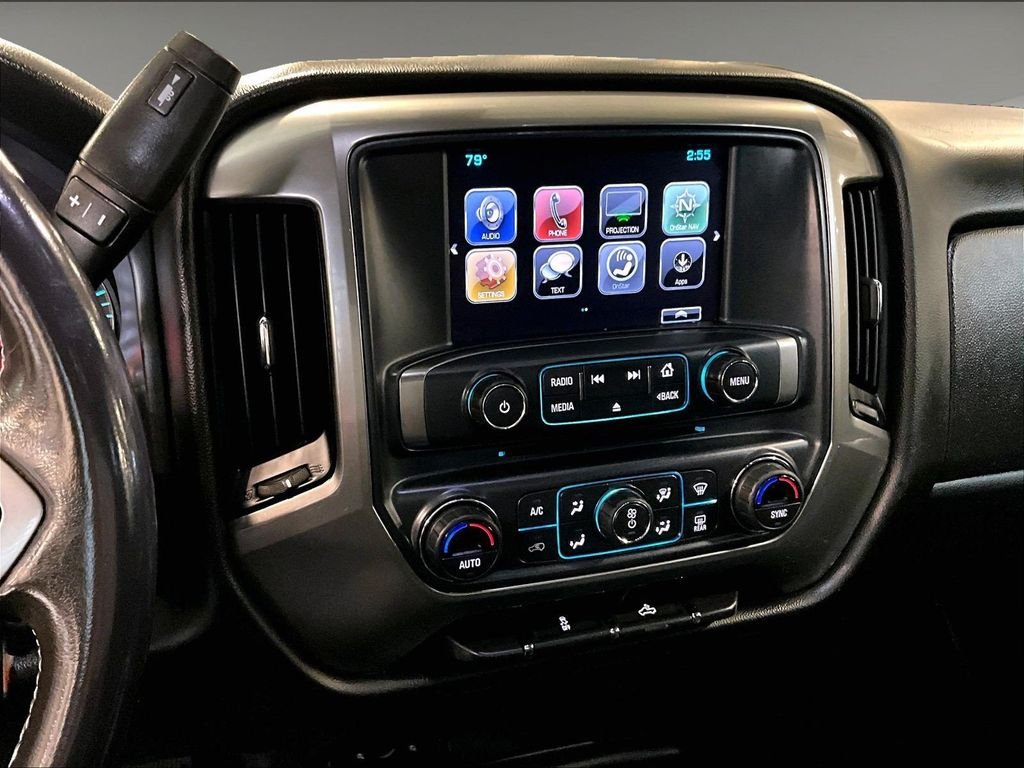 Used 2018 Gray Chevrolet LT image 18