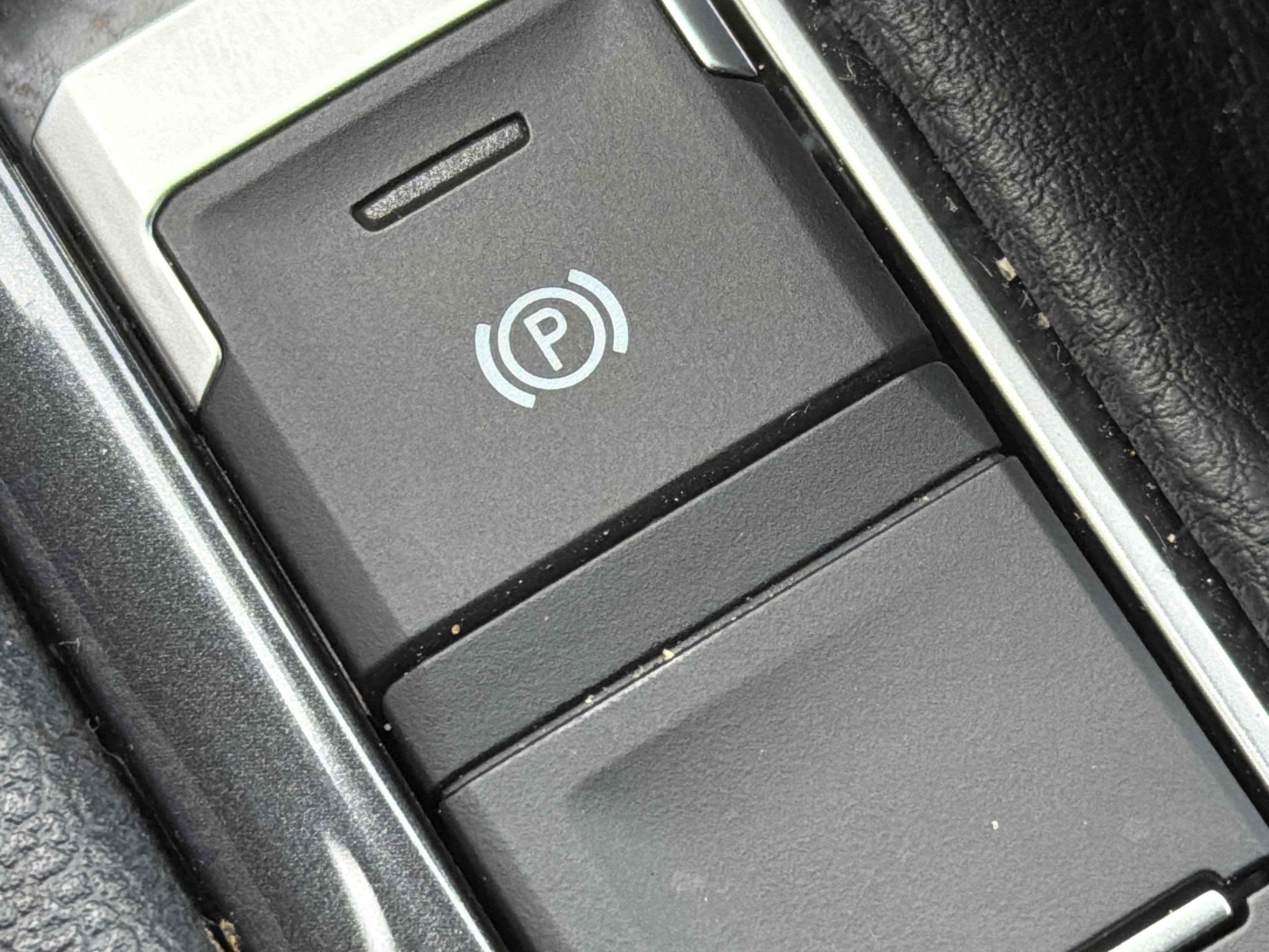 2024 Volkswagen Tiguan Wolfsburg Edition - Photo 35