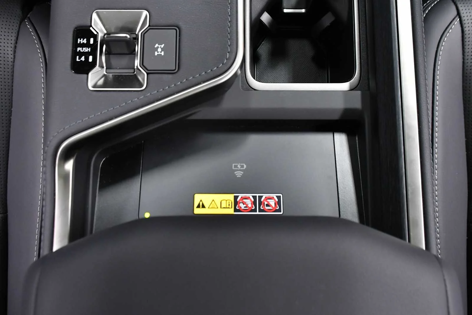 Certified Used 2026 CAVIAR Lexus Luxury+ image 21