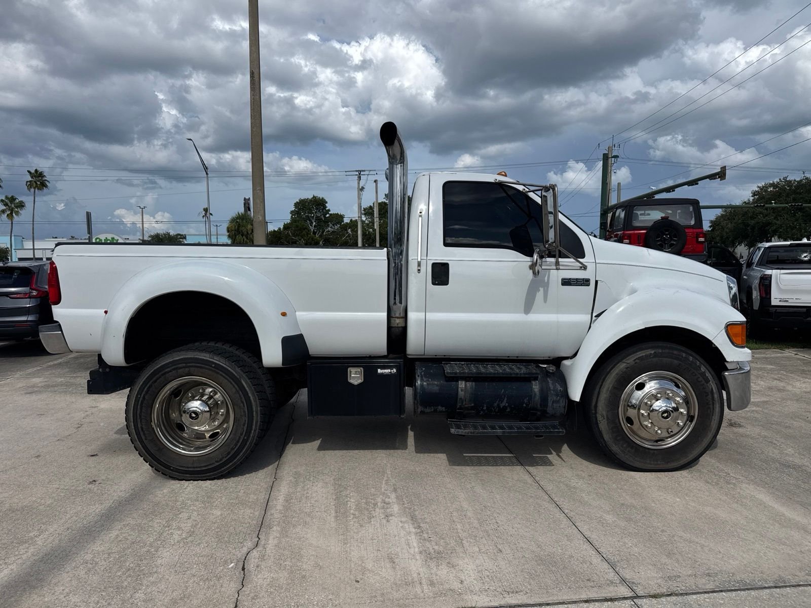 Used 2004 White Ford XLT image 6