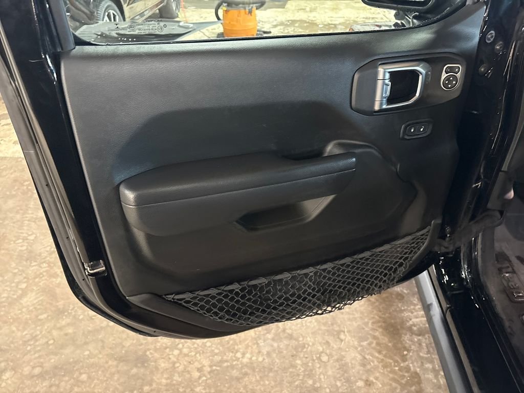 Certified Used 2022 Black Jeep Willys image 15