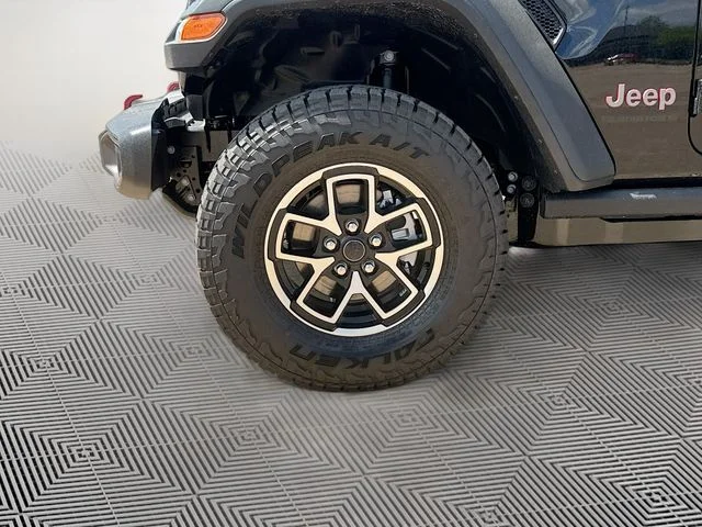 New 2026 Black Clearcoat Jeep Rubicon image 37