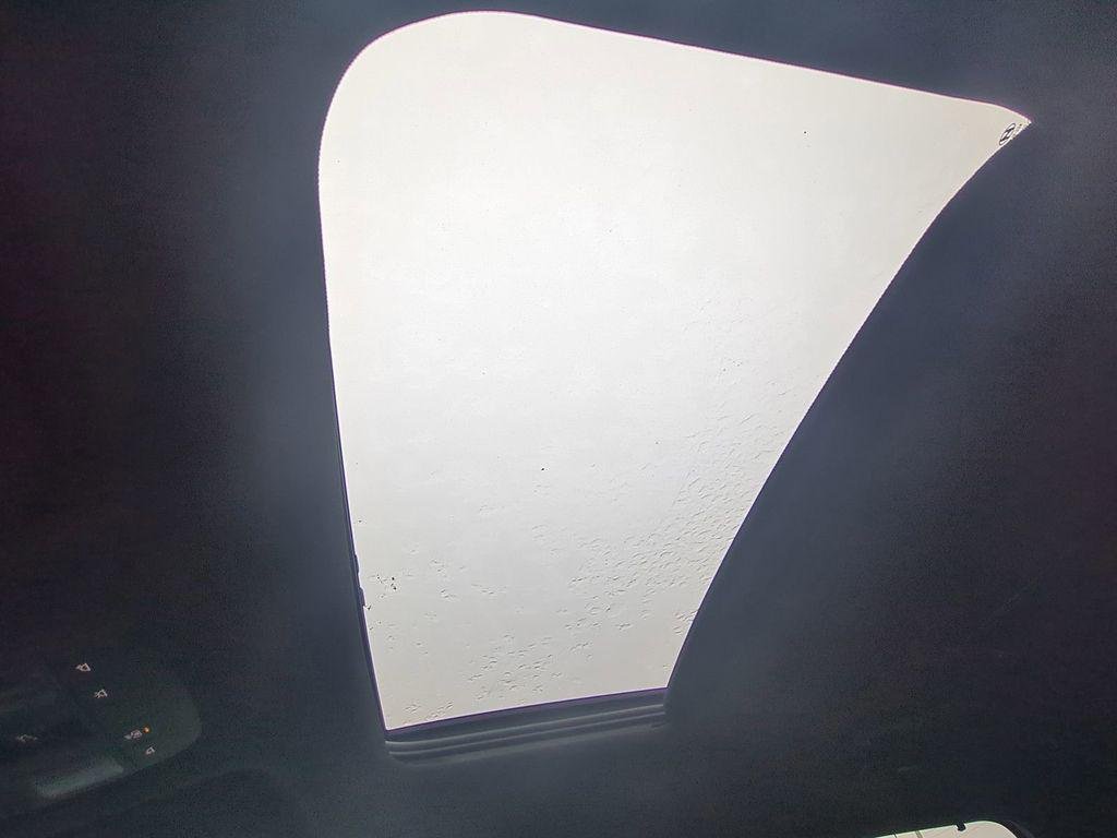 New 2026 White Hyundai XRT Pro image 25