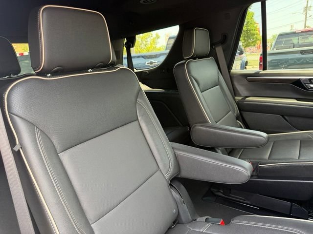 Certified Used 2025 Lakeshore Blue Metallic Chevrolet Premier image 12