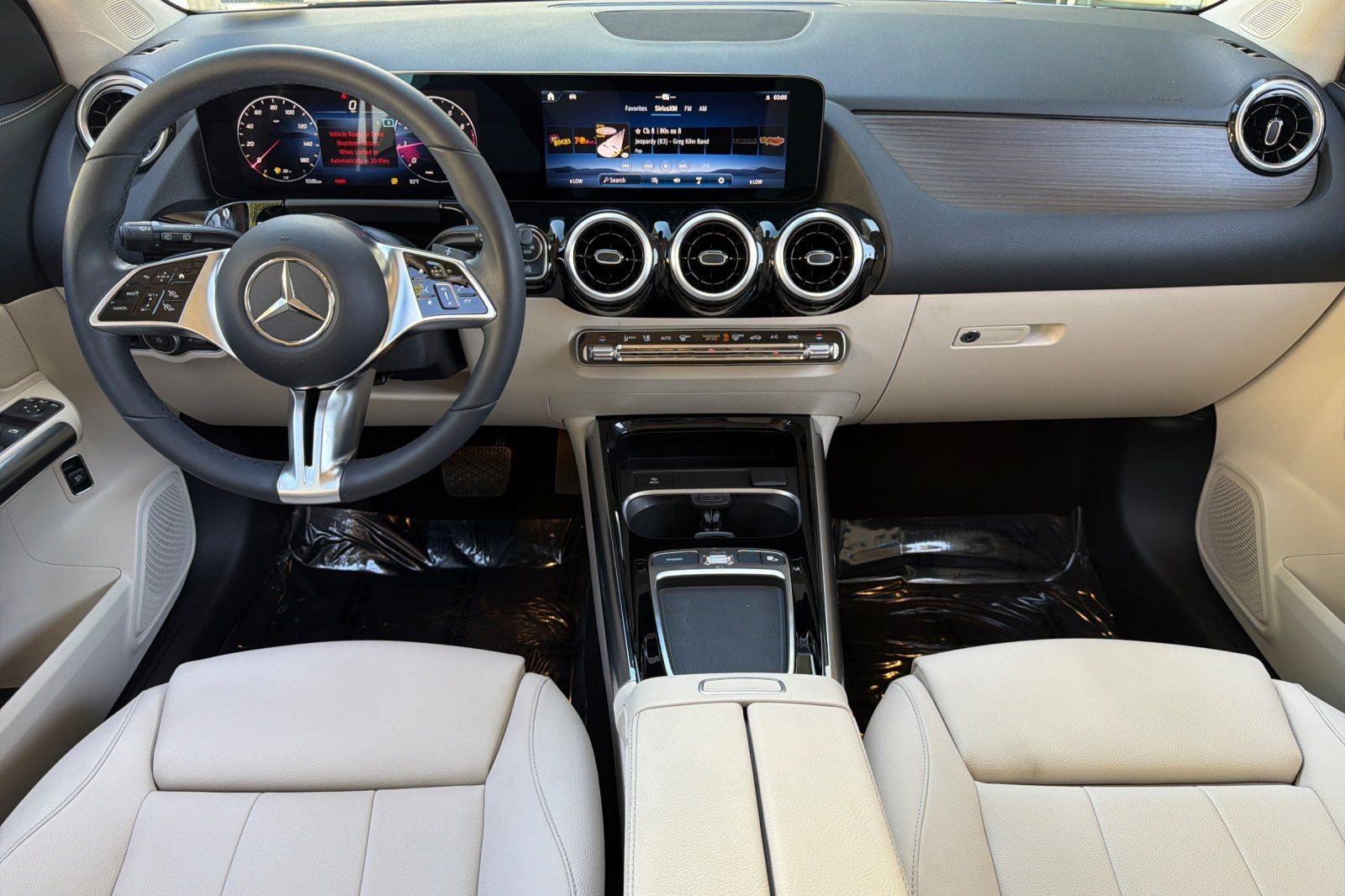 Certified Used 2026 White Mercedes-Benz GLA 250 image 3