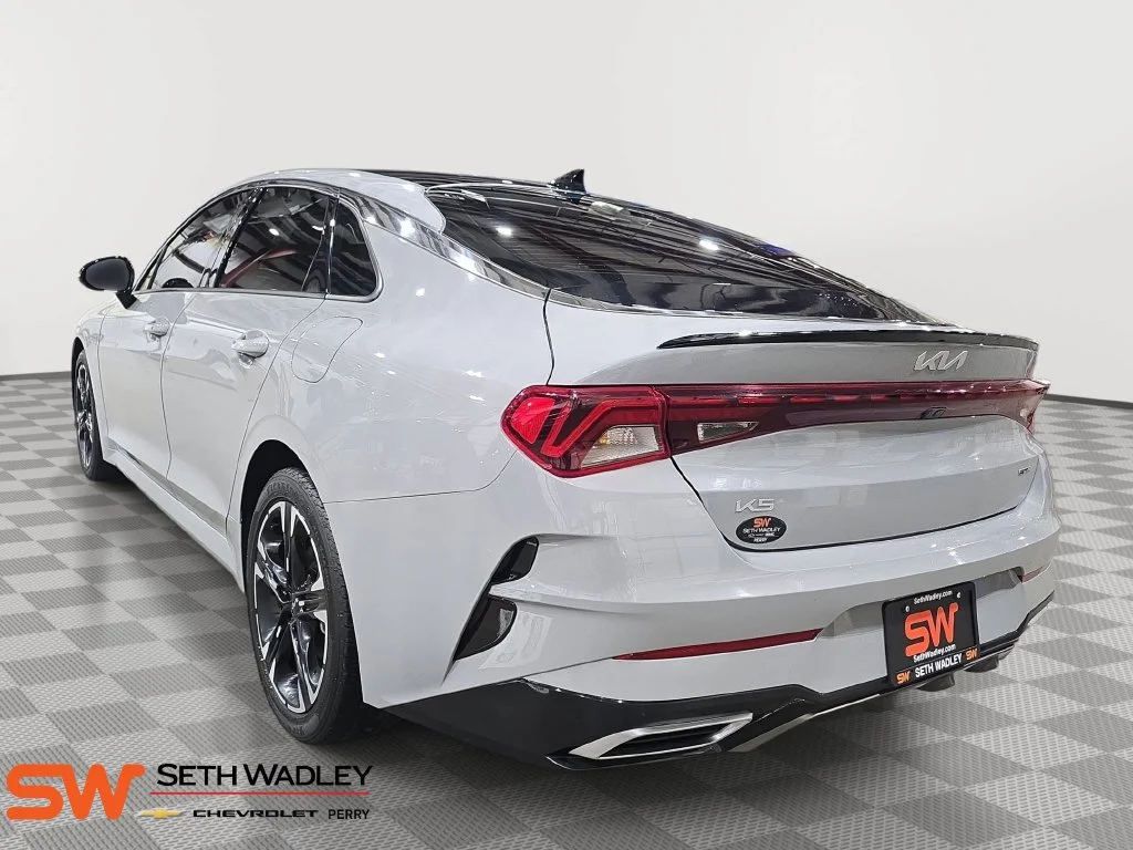 Used 2023 Gray Kia GT-Line image 5