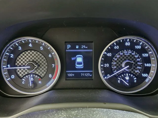 Pre-Owned 2019 Hyundai Elantra SEL