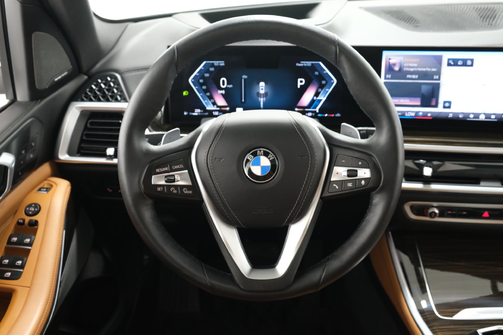 Used 2024 Alpine White BMW xDrive40i image 13