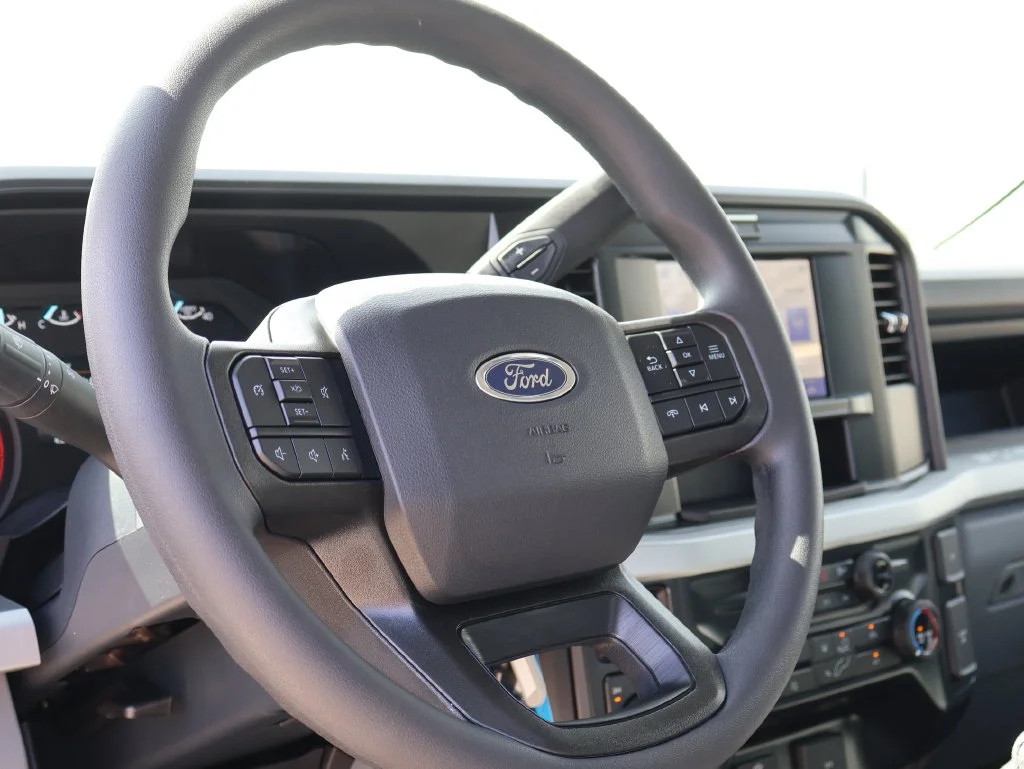 New 2026 Oxford White Ford F-250® XL image 24