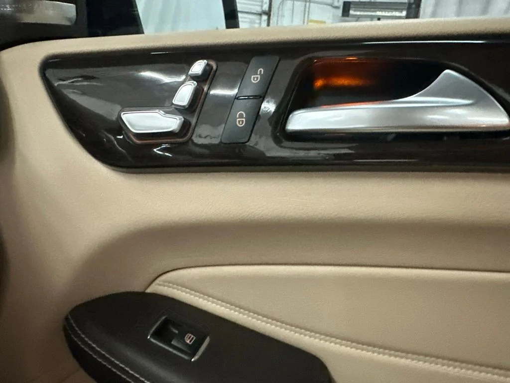 Used 2018 Black Mercedes-Benz GLE 350 image 12