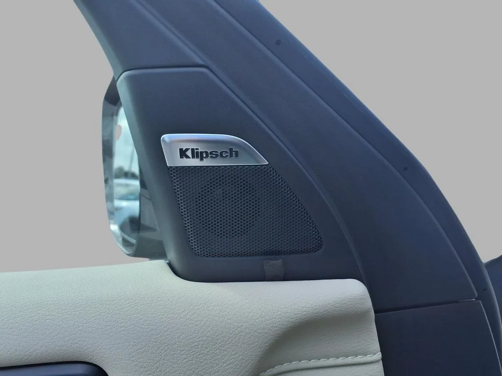 New 2026 Aspen White TriCoat Nissan Platinum image 17