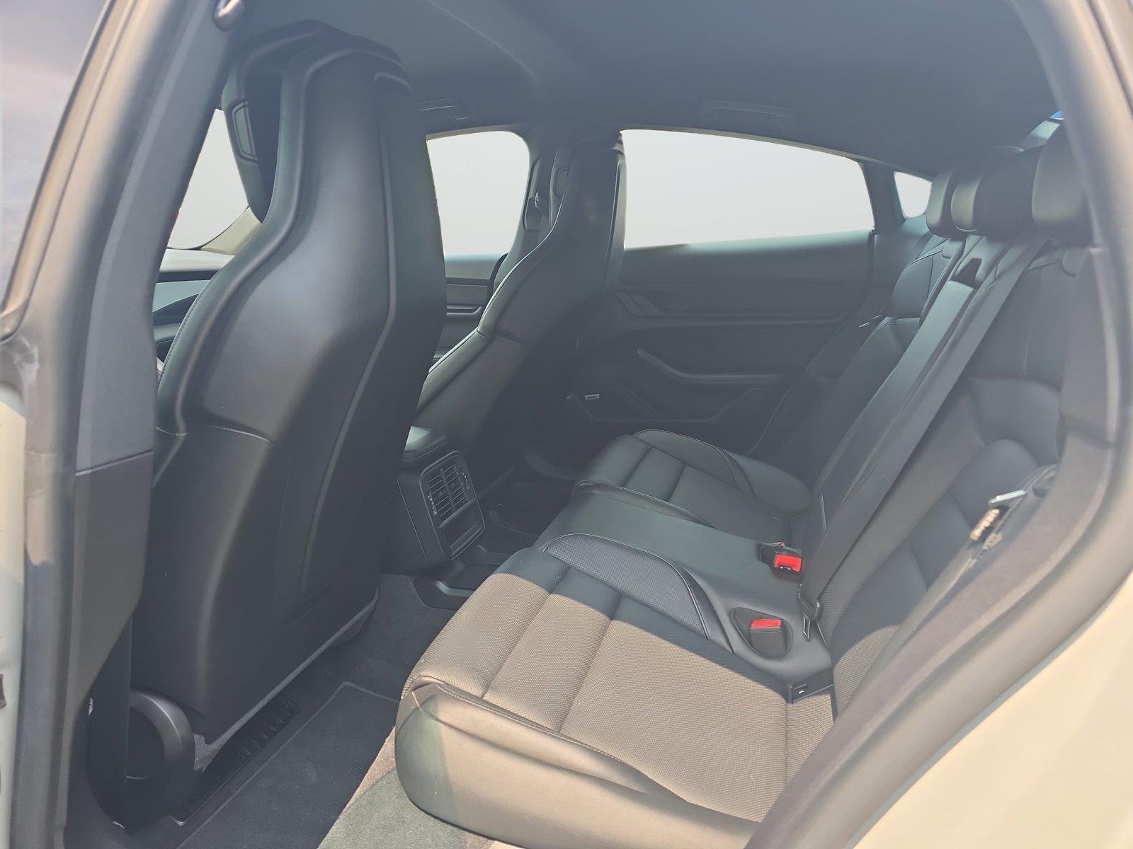 Used 2021  Porsche 4S image 19