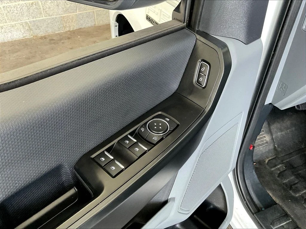 Used 2023 Oxford White Ford Pro image 23