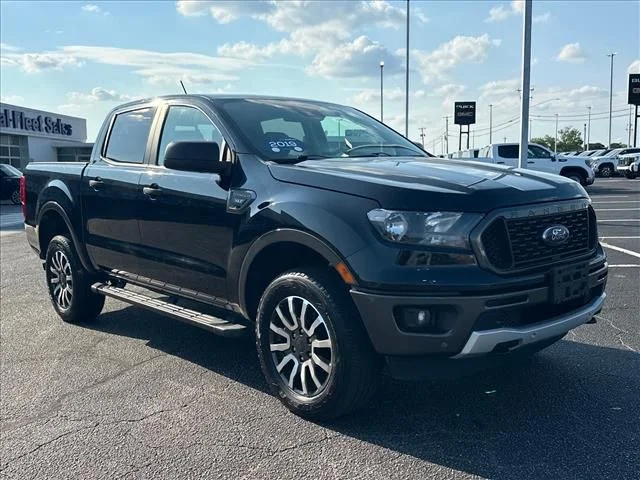 Certified Used 2019 Black Ford XLT image 2