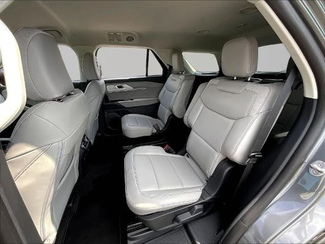 New 2026 Carbonized Gray Metallic Ford Active image 73