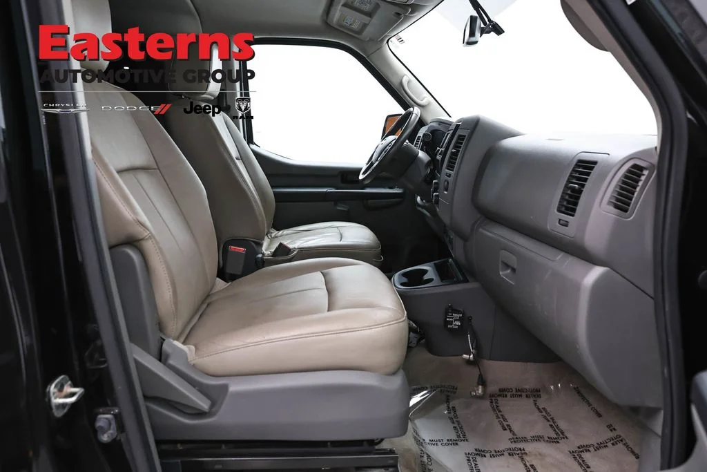 Used 2020 Black Nissan SL image 22