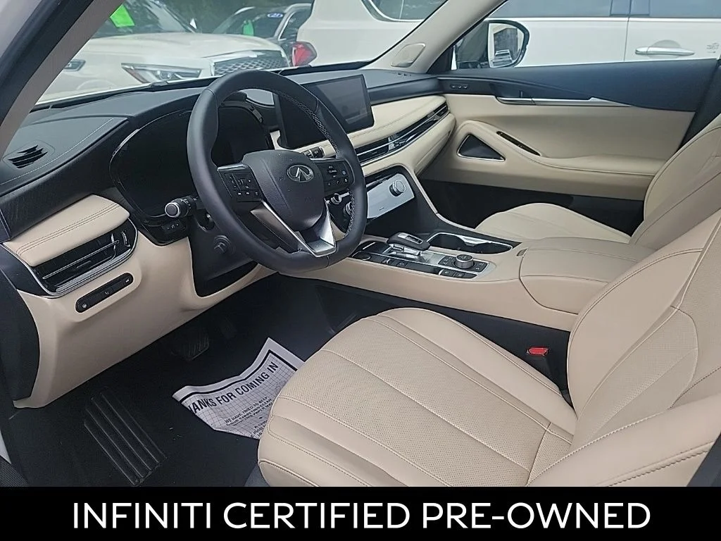Certified Used 2024 Majestic White INFINITI Sensory image 5
