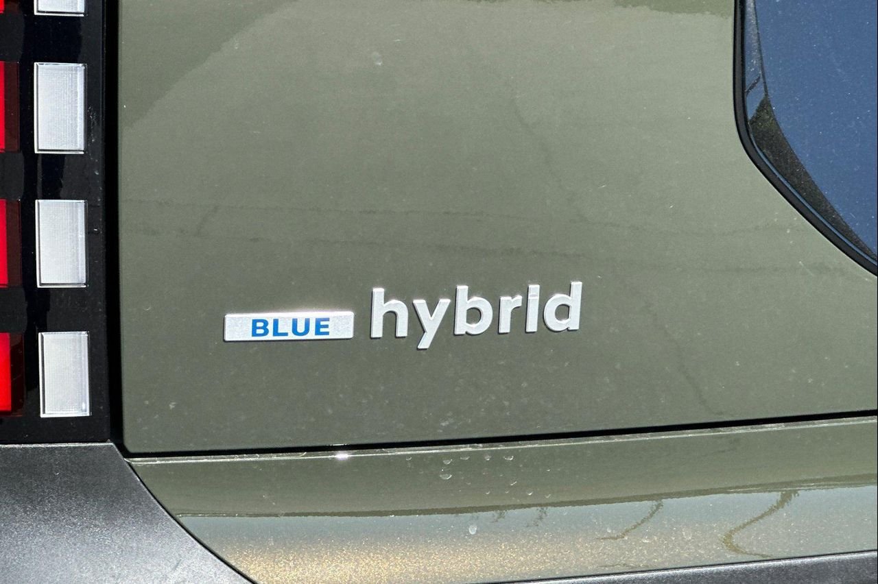 New 2026 Titan Green Hyundai Blue SEL 7P image 28