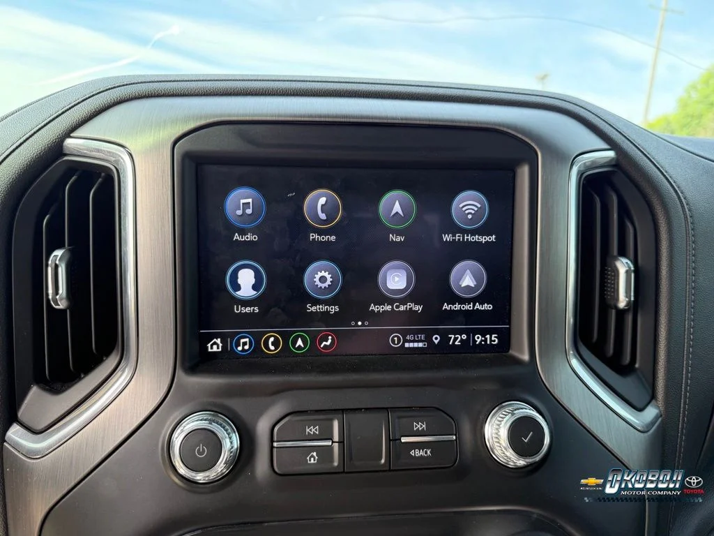 Used 2021 Green GMC Denali image 10