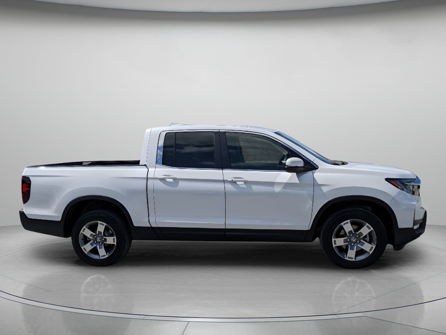 New 2026 Platinum White Pearl Honda RTL image 7
