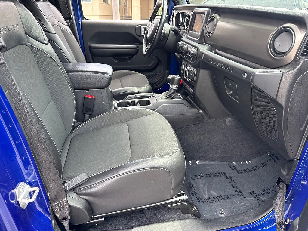 Used 2020 Ocean Blue Metallic Clearcoat Jeep Freedom image 23